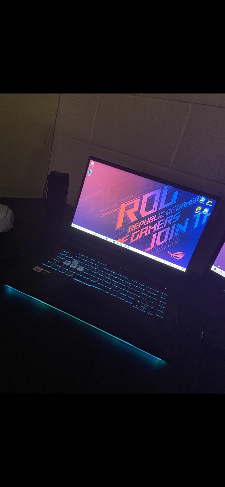 2021 ASUS ROG Strix G15 15.6 inch (1280GB, Intel Core i7 Gen, GTX 1650 8GB)