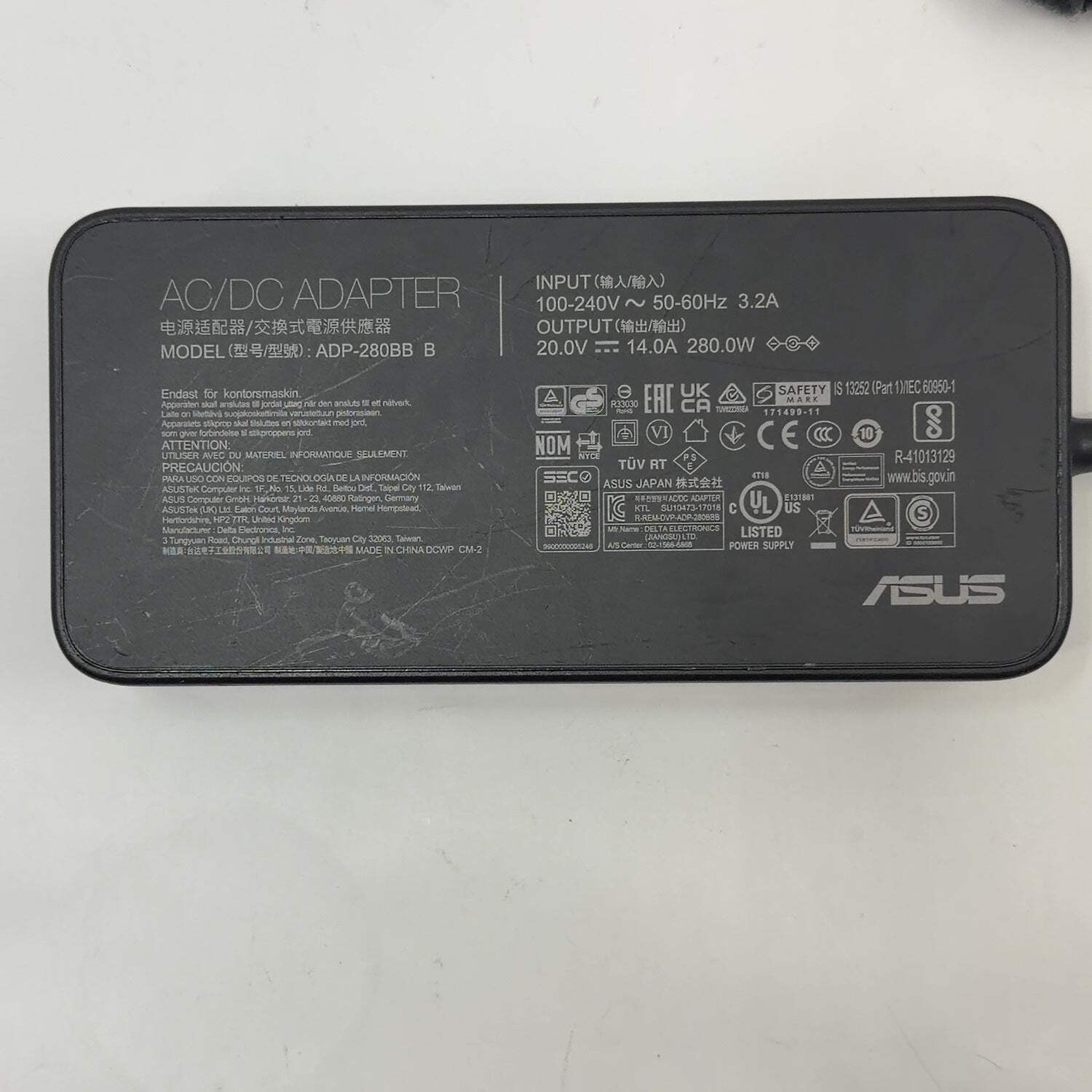 Asus ROG Strix G15 G513QY 15.6″ Ryzen 9 5980HX 16GB RAM 512GB SSD READ