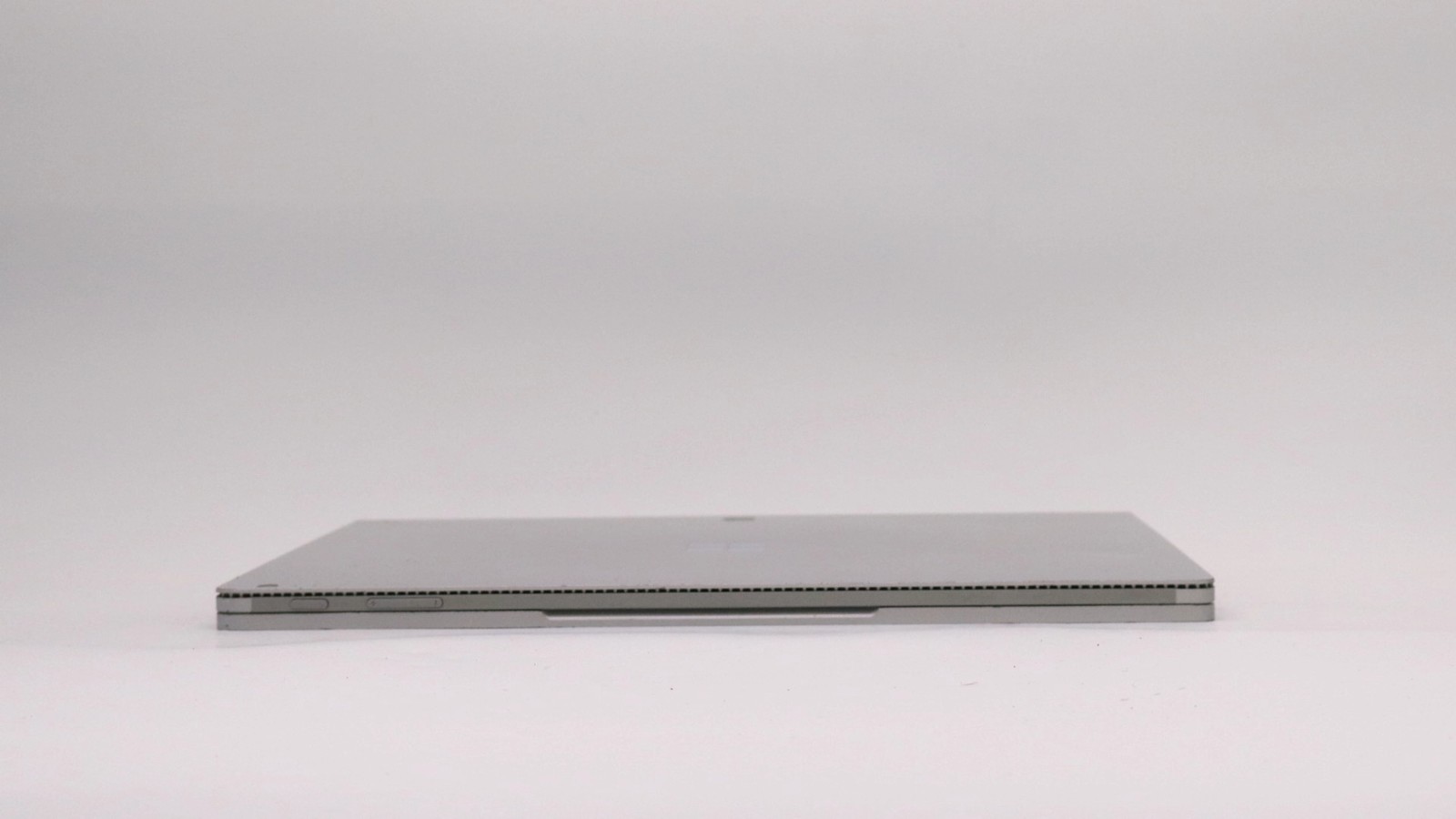 Microsoft Surface Book 13″ i7-6600u 16GB 512GB – Good