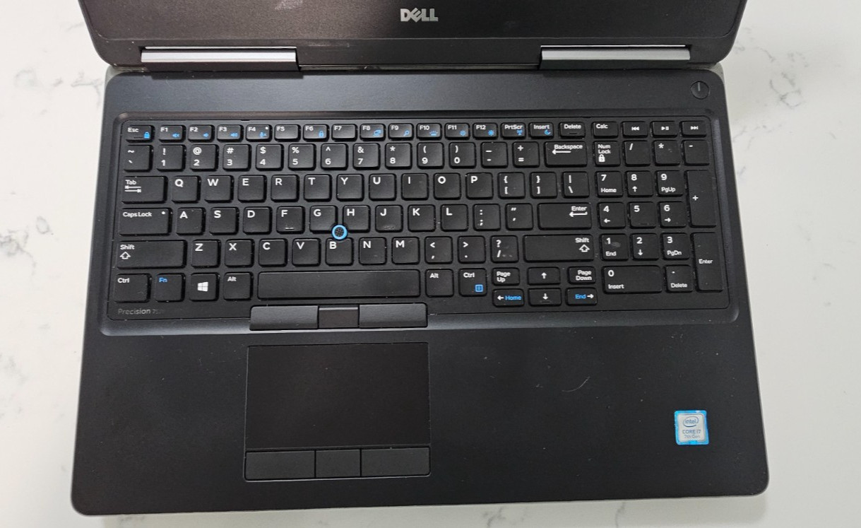 Dell Precision 7520 15.6″ FHD Intel i7-7820HQ 2.9GHz 16GB 512GB Quadro M2200