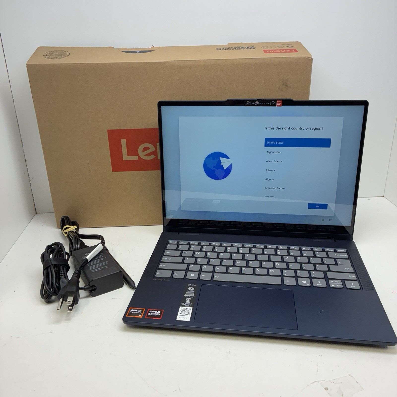 Lenovo IdeaPad 5 2 in 1- 14akp10 14” 16GB Ram 1TB Ryzen AI 5 340 Windows 11 Home