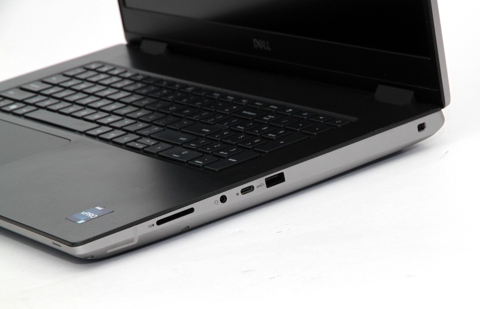 Dell Precision 7770 17.3″ FHD 2.3 GHz i9-12950HX 64GB 1TB SSD RTX A4500 16GB