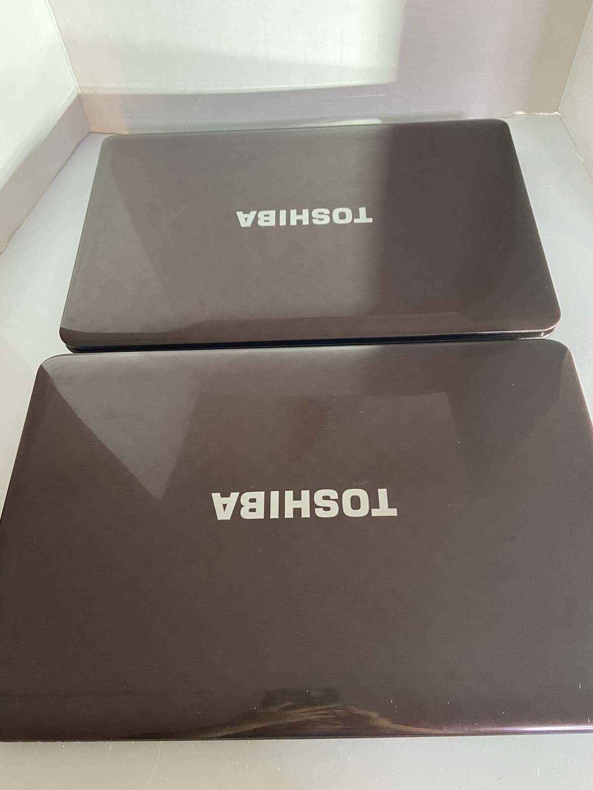 TOSHIBA SATELLITE L750 15.6″ INTEL CORE i3 2.10GHz 4GB 320 GB WIN 10 PRO
