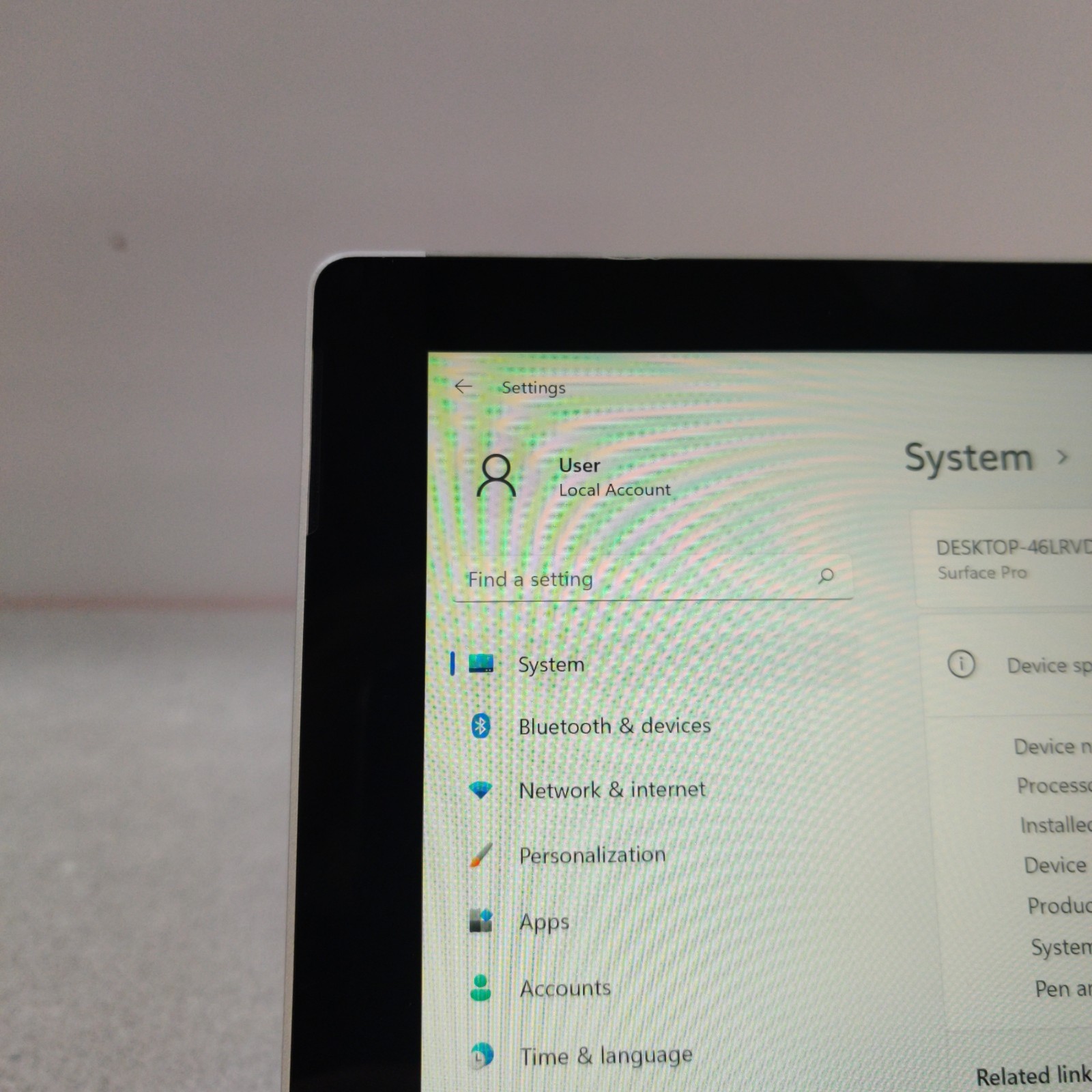 Microsoft Surface Pro 1796 i5-7300U 4GB 128GB Win11Pro NO KEYBOARD – FOR PARTS