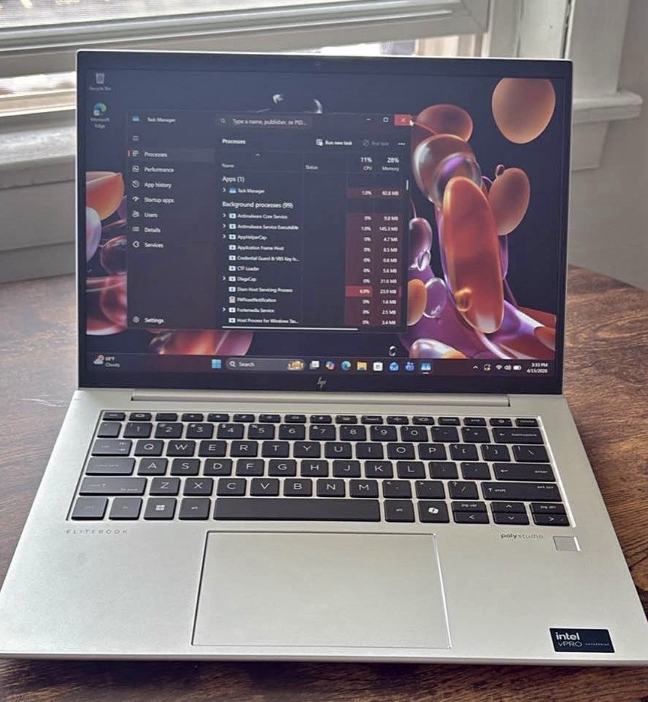 HP EliteBook 840 G11 14″ – touch screen, ultra 5