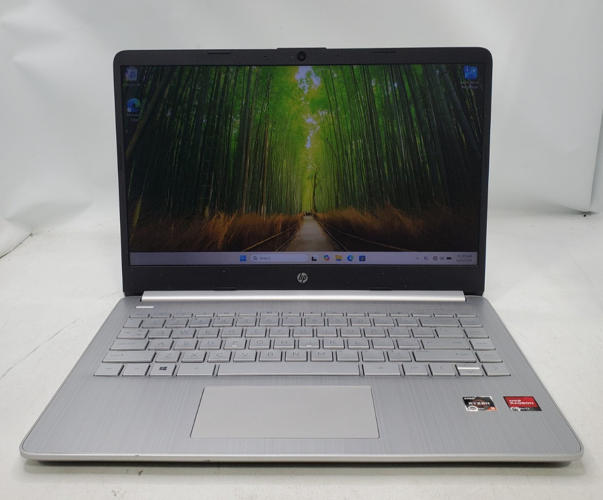 HP 14″ Laptop AMD Ryzen 5 5500U with Radeon Graphics 8GB RAM 256GB SSD Windows11