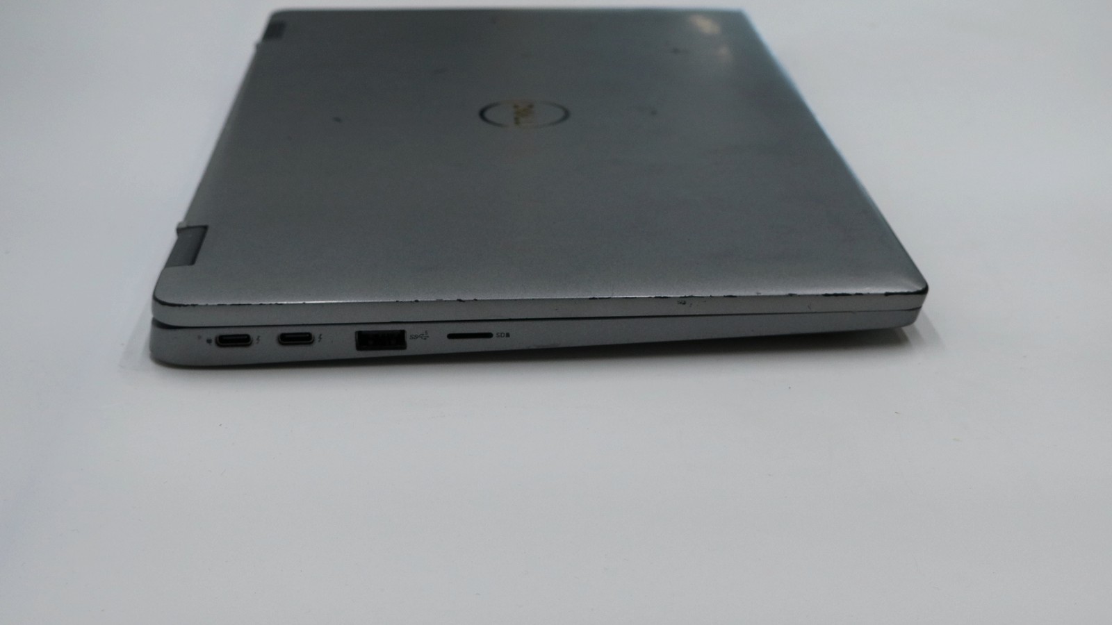 Dell Latitude 5330 13″ i7-1265u 16GB 512GB – Very Good