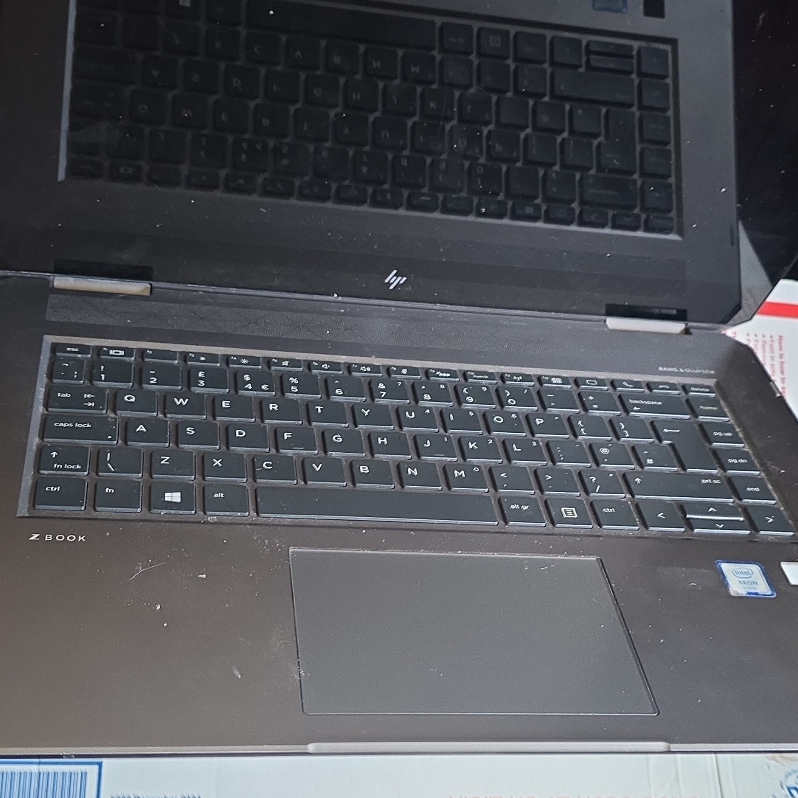 HP ZBook 15.6″ G5 X360 Studio No HD Or Ram Quadro T2000 Xeon E-2176M