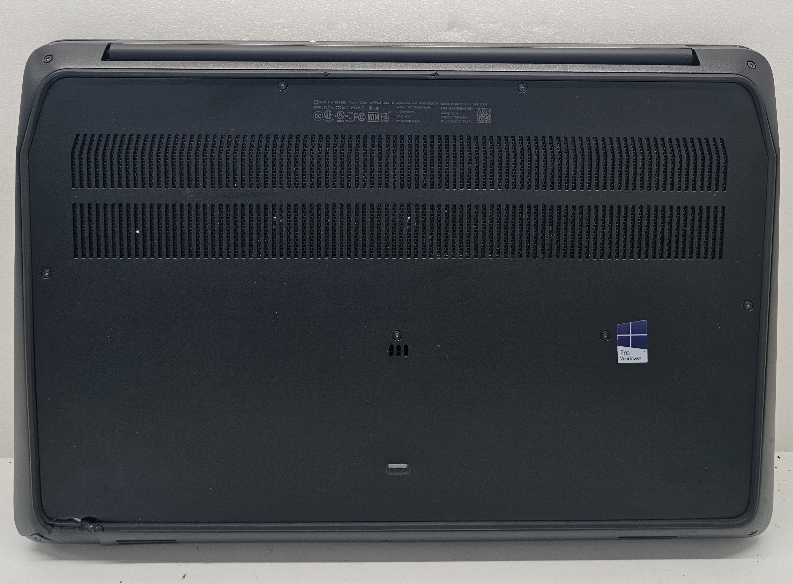 HP ZBook 17 G3 17.3″ Laptop Intel Core i7-6700HQ 8GB Ram NO HD/OS (FL)