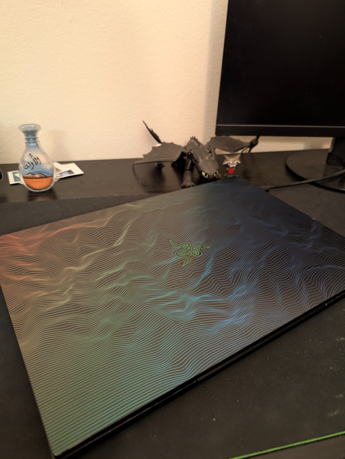 Razer Blade 18 2023 Maxed out + RazerCare Elite (May 2026) + Chromatic Backpack