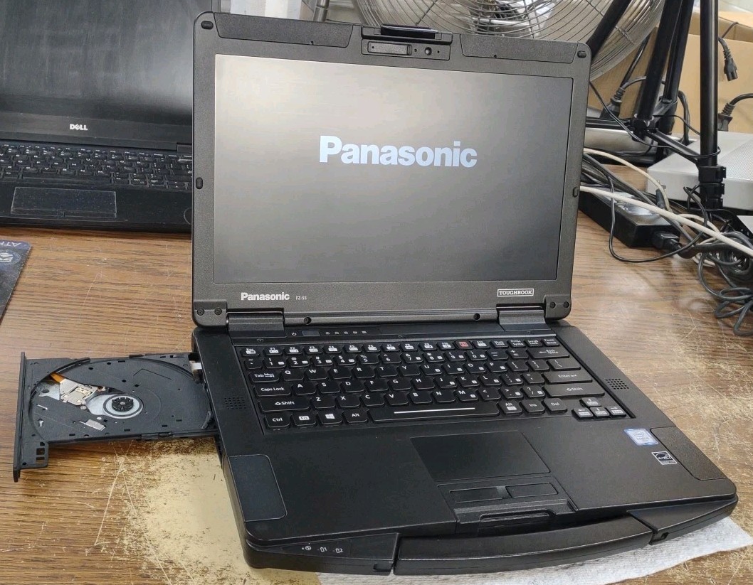 Panasonic ToughBook FZ-55 W/ i5-8365U, 256GB SSD, 16GB RAM. NON TOUCH