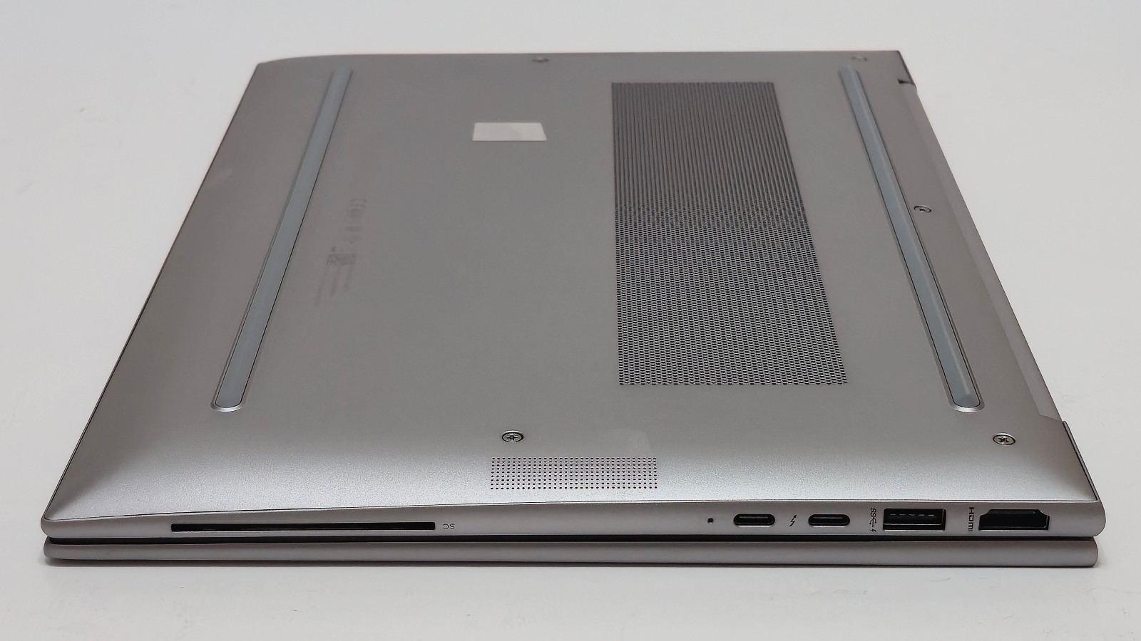 HP ZBook Firefly 14 G10 Workstation i7-1370P 32GB RAM 1 TB SSD 14″ WARRANTY