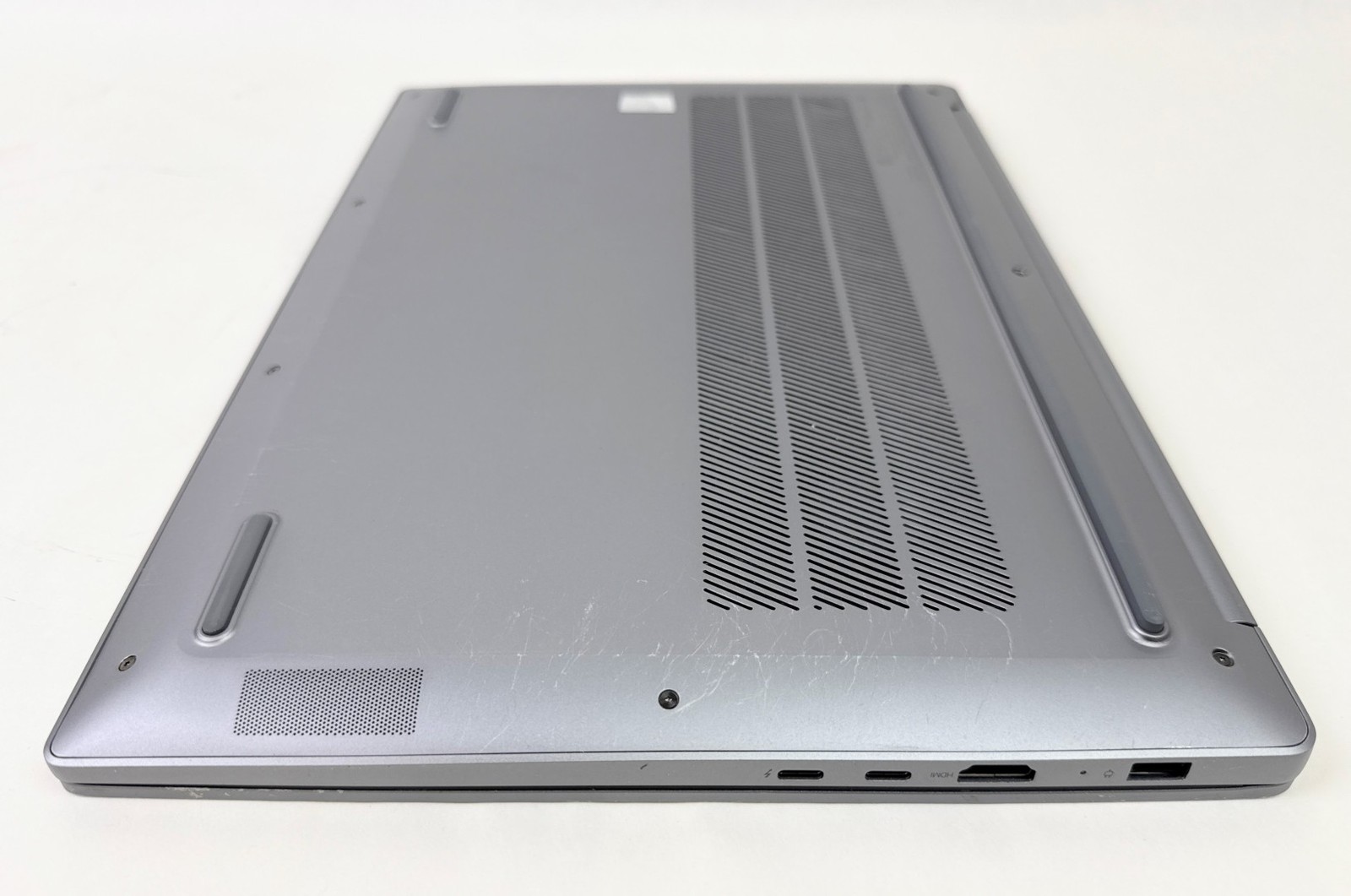 Lenovo IdeaPad Pro 5i 16″ 2048×1280 OLED Touch Ultra 9 185H 32GB 1TB 4050