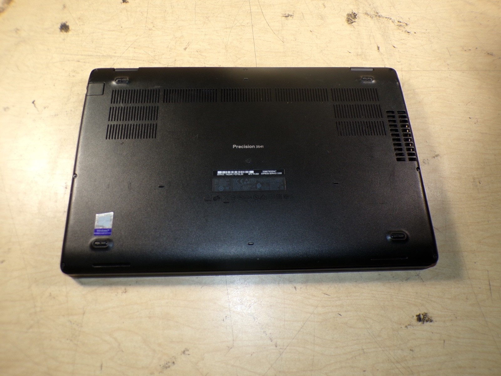 DELL PRECISION 3541 INTEL CORE I5-9400H 2.50GHZ 16GB RAM