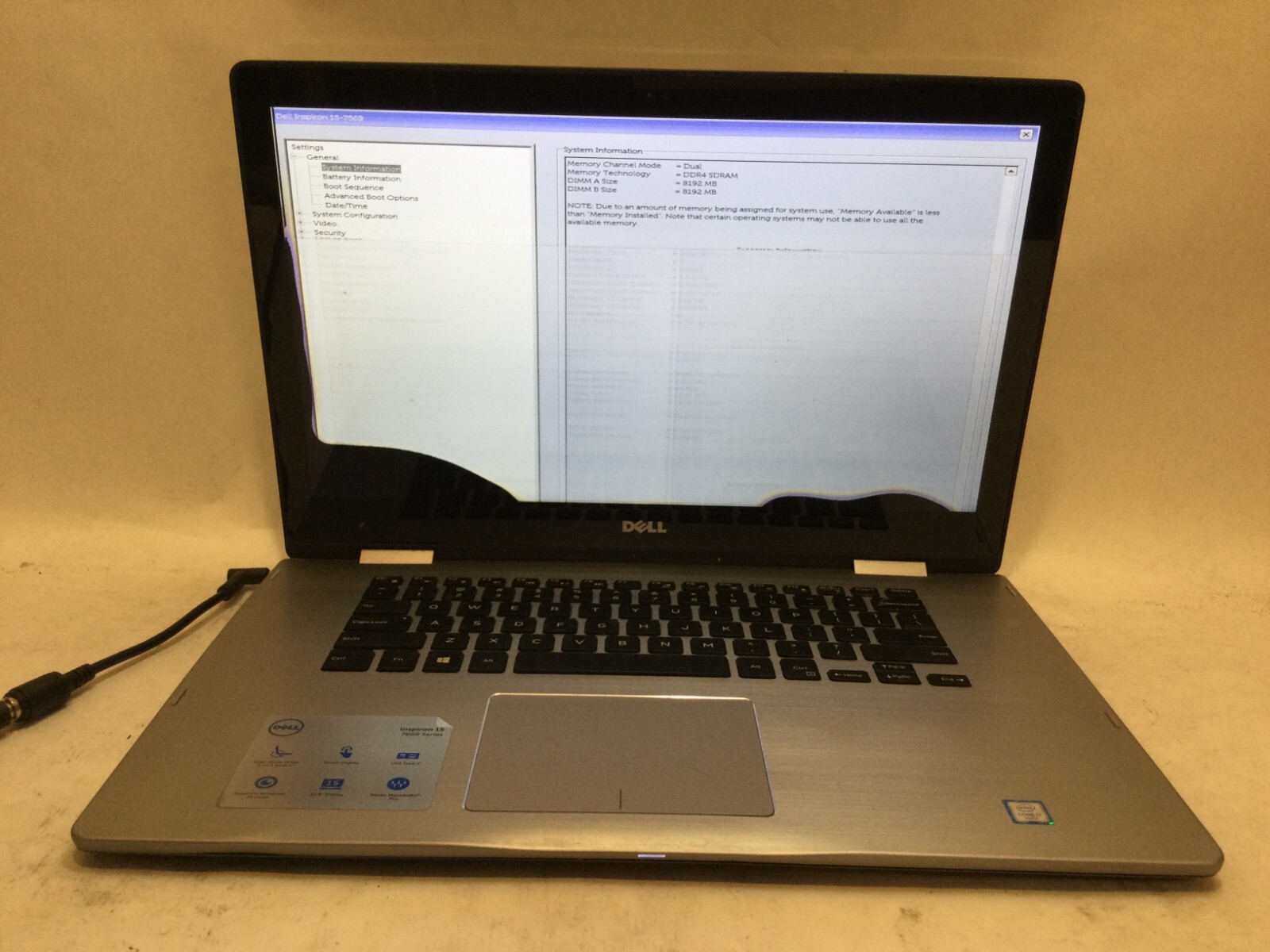 Dell Inspiron 7569 / Intel Core i7-6500U @ 2.50GHz / (CRACKED/MISSING PARTS!) MR
