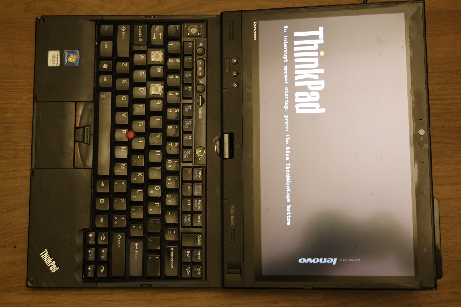 Lenovo Thinkpad X220i (like X220) Tablet. 2350M, 4GB RAM, Read!