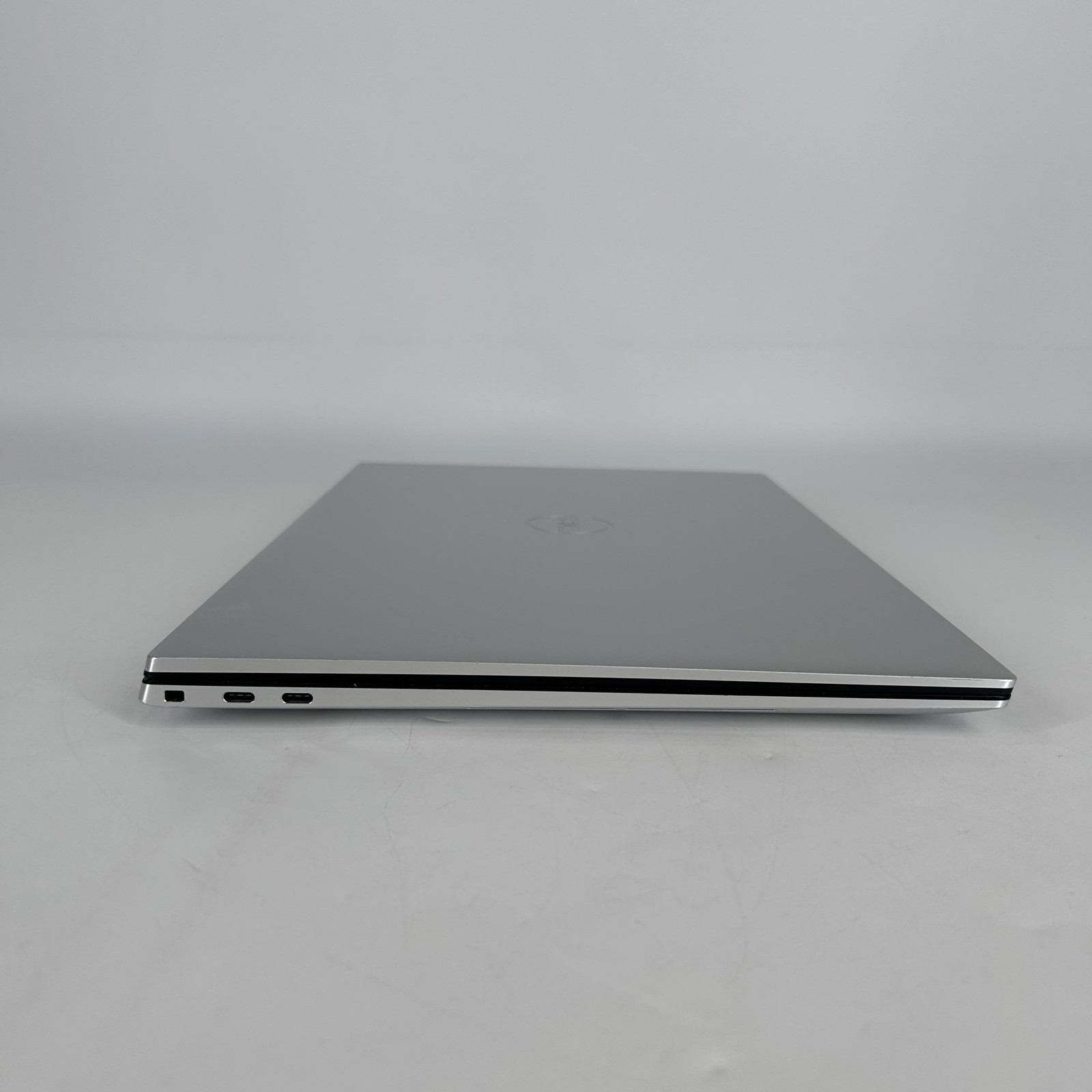 Dell XPS 17 9700 Silver FHD+ i5-10300H 2.50GHz 16GB RAM 1TB SSD Good