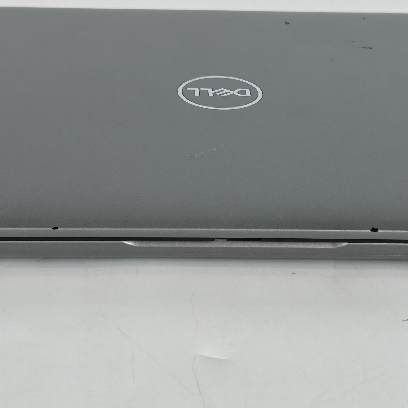 Dell Latitude 5440 14 Gray FHD 1.6 GHz i5-1345U 16GB 256GB SSD Good