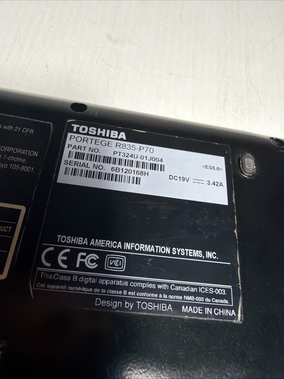 Toshiba Portege R835-P70 13″ Laptop i5-2410m 4gb Ram No Drives Boots Bios