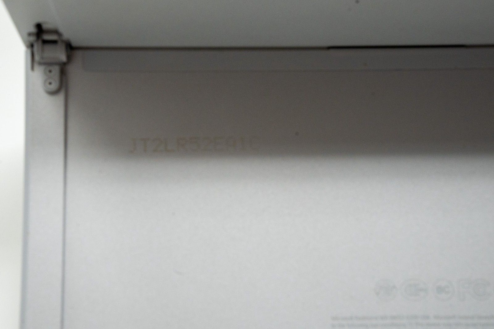 Microsoft Surface Pro 12.3″ Touch i5-7300U 4GB 128GB SSD 1796 Windows 10 Grade C