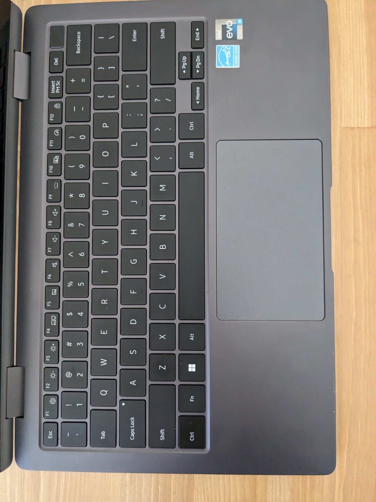 Samsung Galaxy Book2 360 13.3″ Intel 12th Gen Core i5 256GB Graphite – excellent