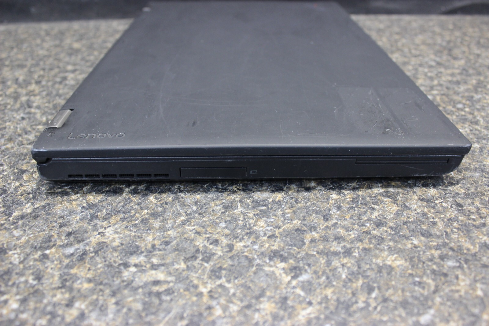 Lenovo Thinkpad P51 I7-7700HQ 256GB SSD-16GB DDR4 Win11Pro-see screen