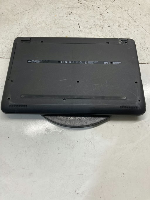 HP 15-AC121DX Intel Core i3-5010 2.10GHz 6GB NO HDD No Batt – FOR PARTS/REPAIR