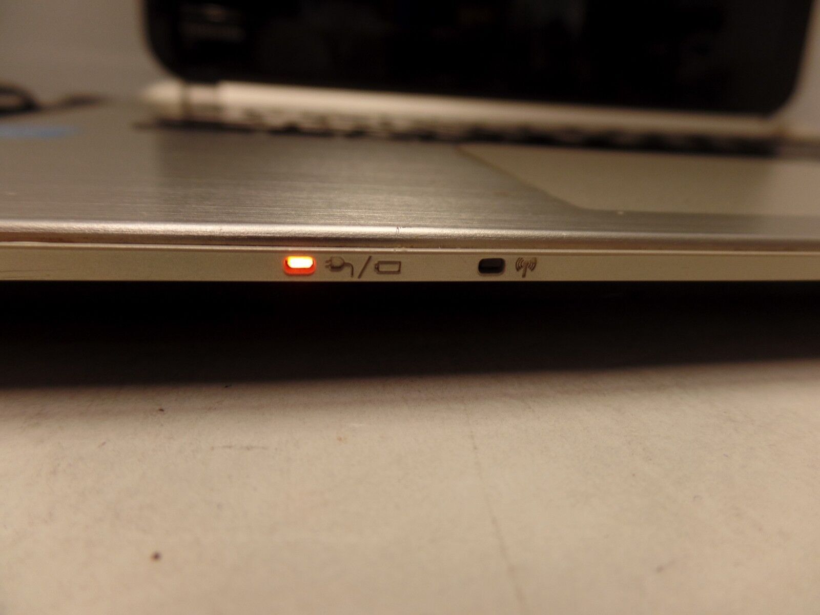 14″ Toshiba Satellite E45-B4200 PSPN2U-003003 AS IS PARTS OR REPAIR NON WORKING
