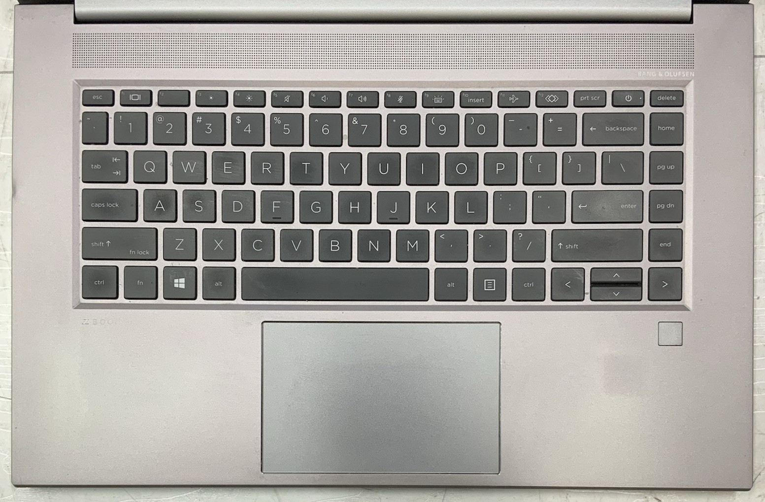 HP ZBook Studio 15 G8 Intel i7-11850H 512GB NVMe 32GB DDR4 RTX A2000 *READ