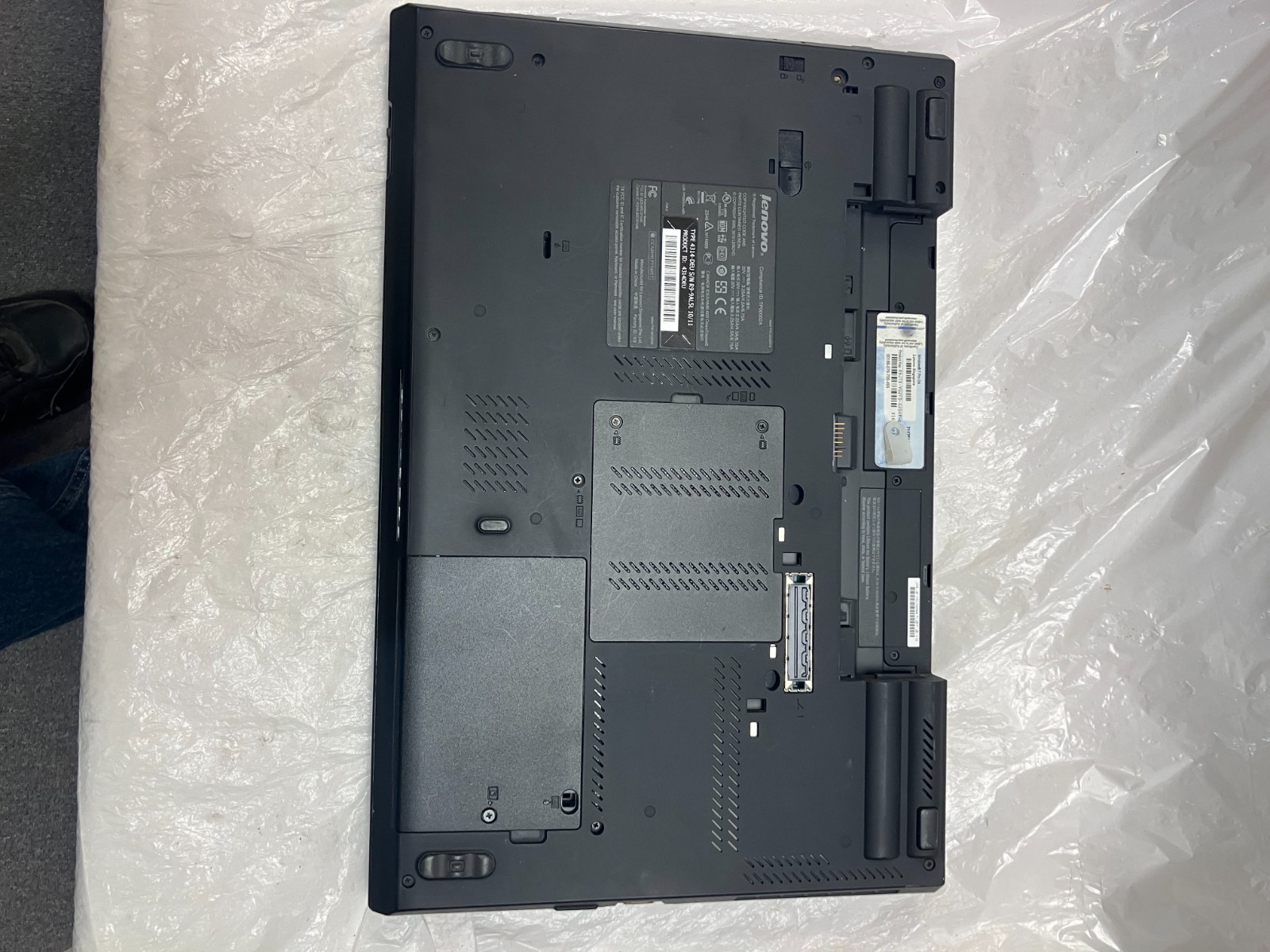 LENOVO THINKPAD T510 – BOOTS TO BIOS – INTEL I5 M560 – 6GB RAM – 320gb HD
