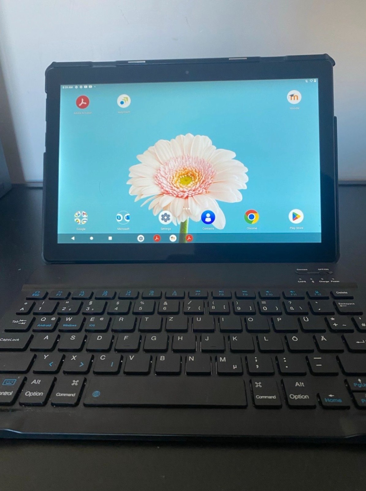 Lenovo M10 Tablet with Keyboard – Ideal for Work & Leisure