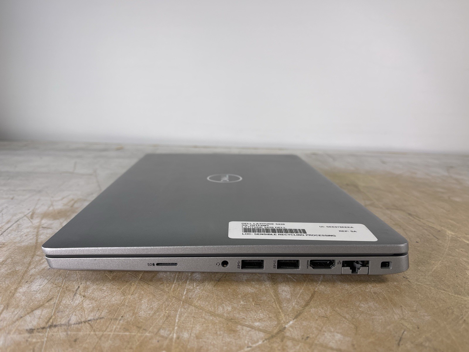 DELL LATITUDE 5420 i7-1185G7 @ 3.00GHz, 8GB RAM, NO HDD/OS
