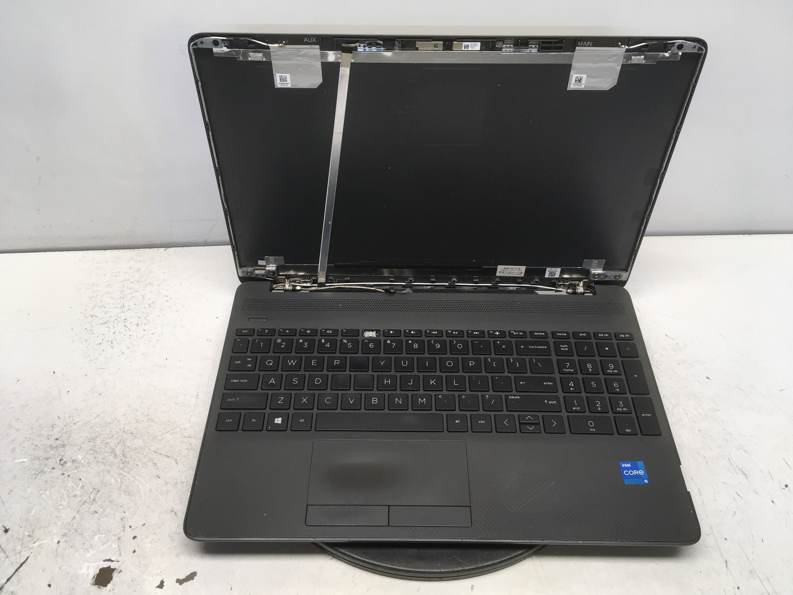 HP 250 G8 Intel i5 11th gen No RAM NO HDD No Batt
