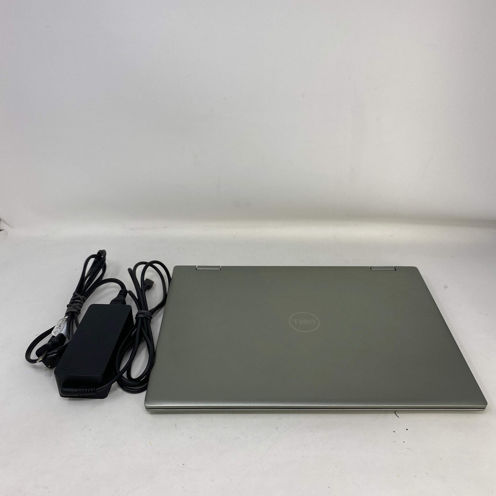 Dell Inspiron 7425 14″ Ryzen 5 5625U 2.3GHz 8GB RAM 512GB SSD