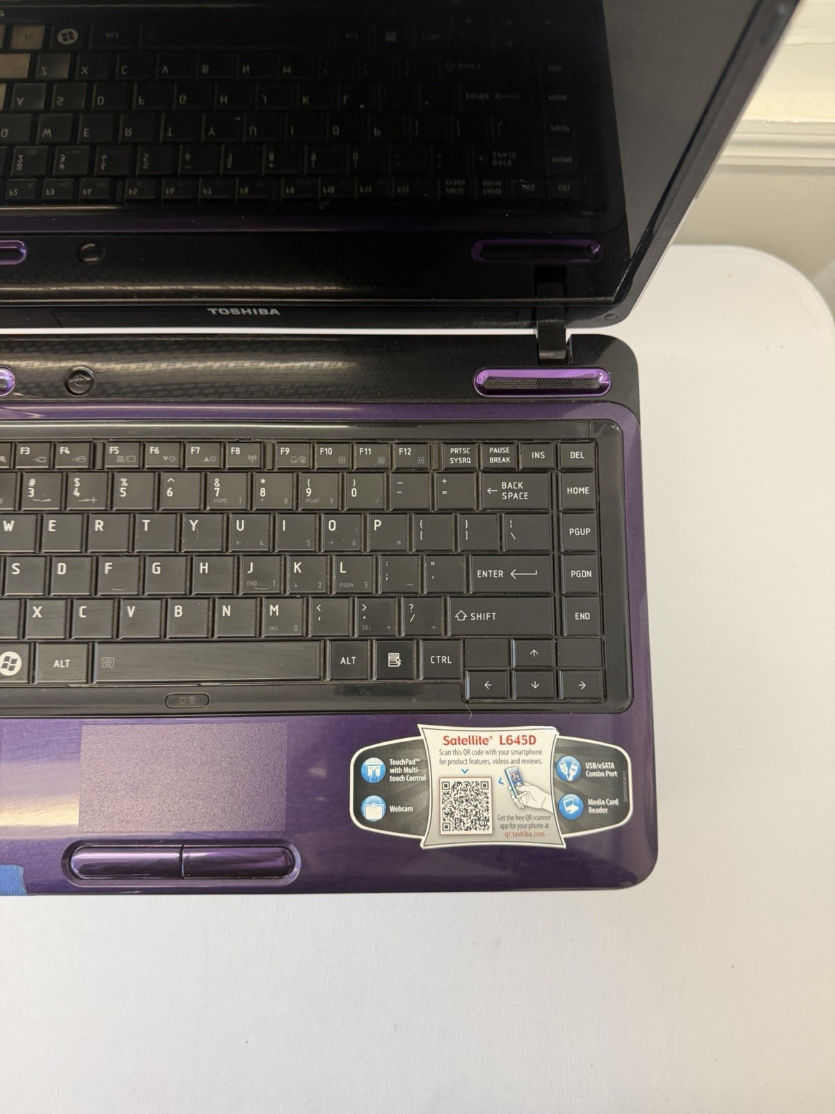 Toshiba Satellite L645D-S4040 Laptop – Good Screen – AMD Athlon II P320-Read Des