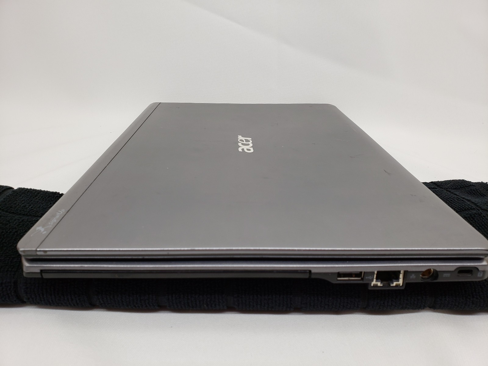 Acer Aspire 4810T-8480 14″ – Intel Core 2 U3500 @ 1.40GHz – TESTED – WORKING