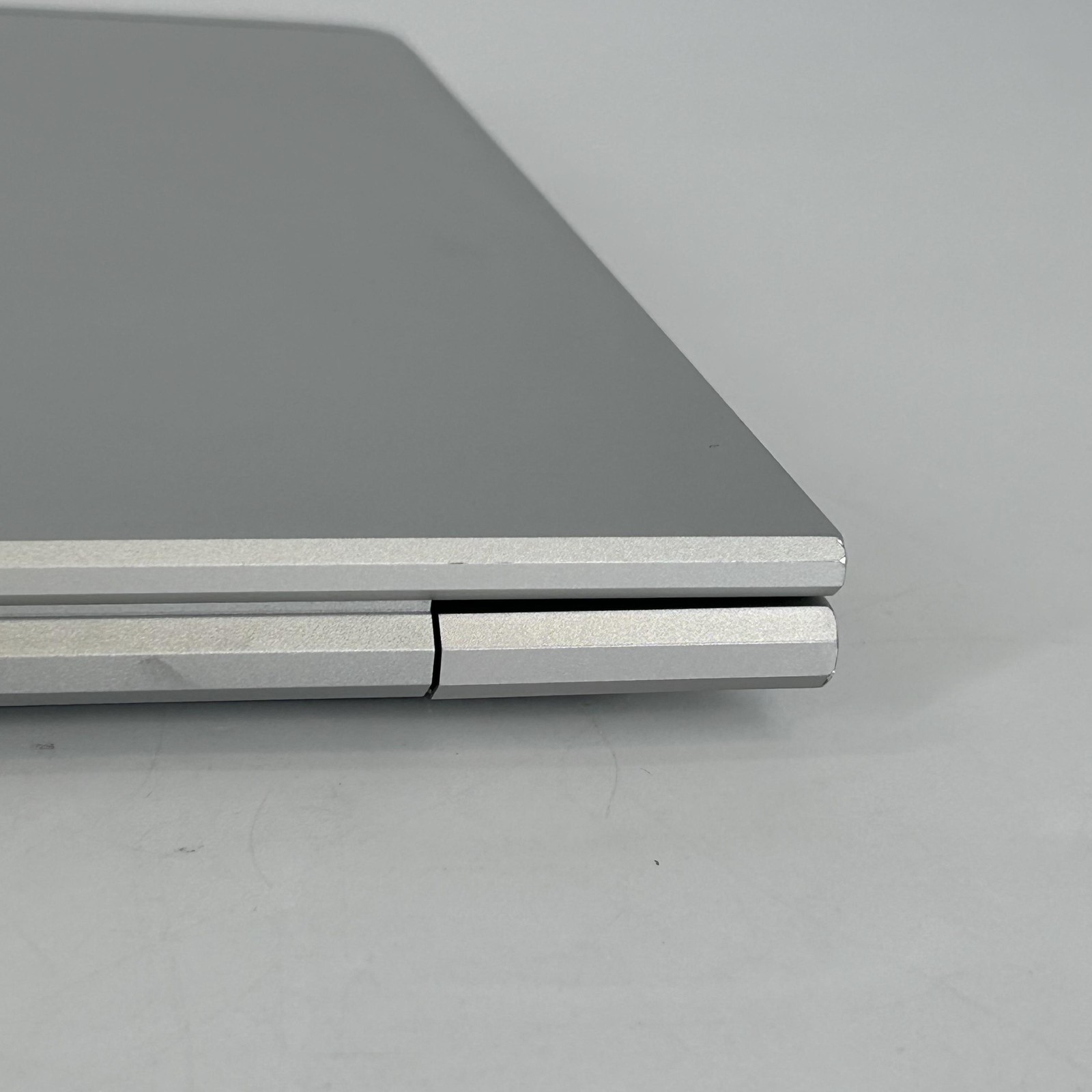 HP Elitebook 840 G8 14 Silver FHD i5-1145G7 2.60GHz 16GB 512GB SSD Good