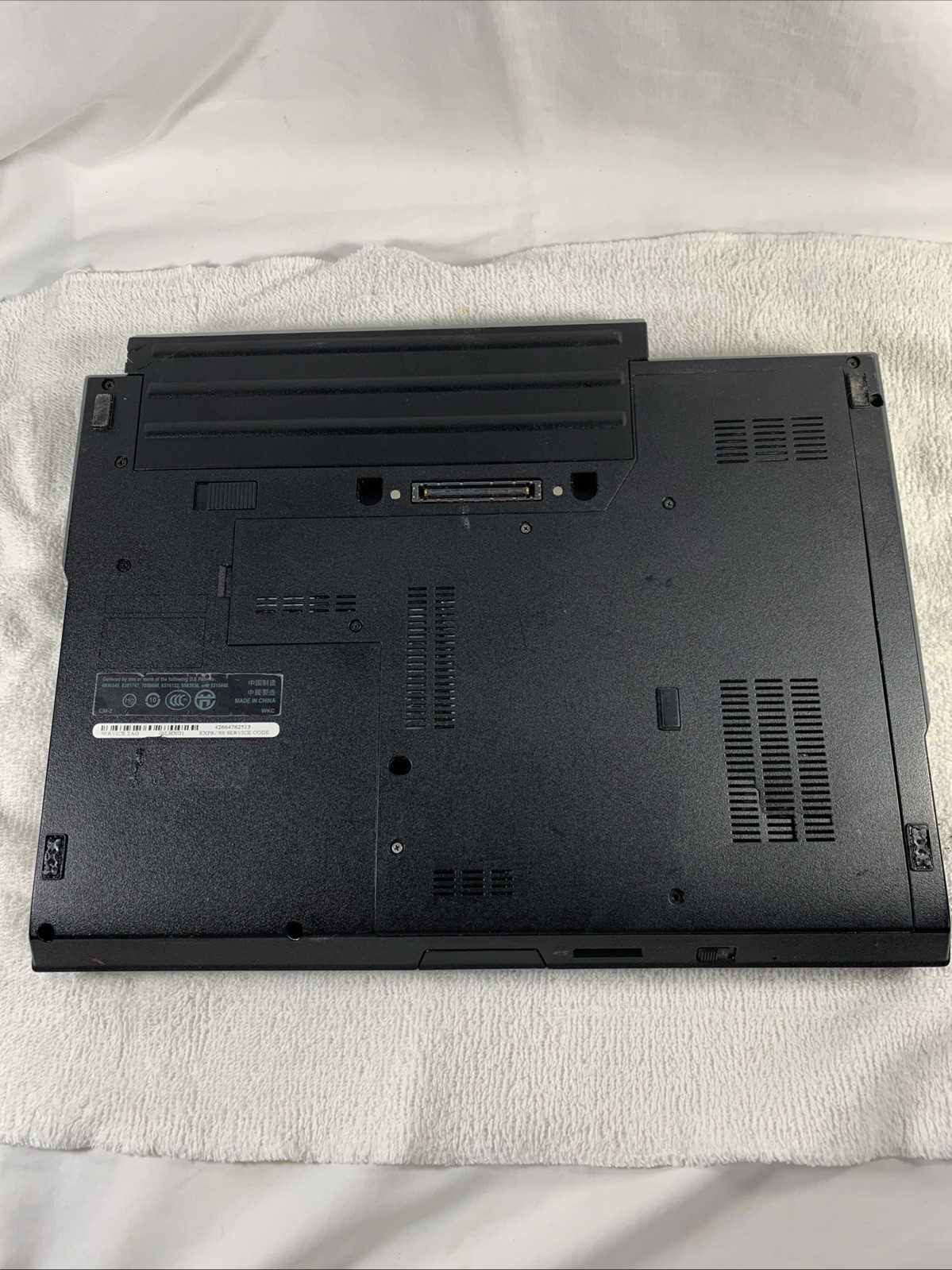 Dell Latitude E5400 Laptop Core 2 Duo CPU 14″ Display No Charger **PARTS ONLY**1