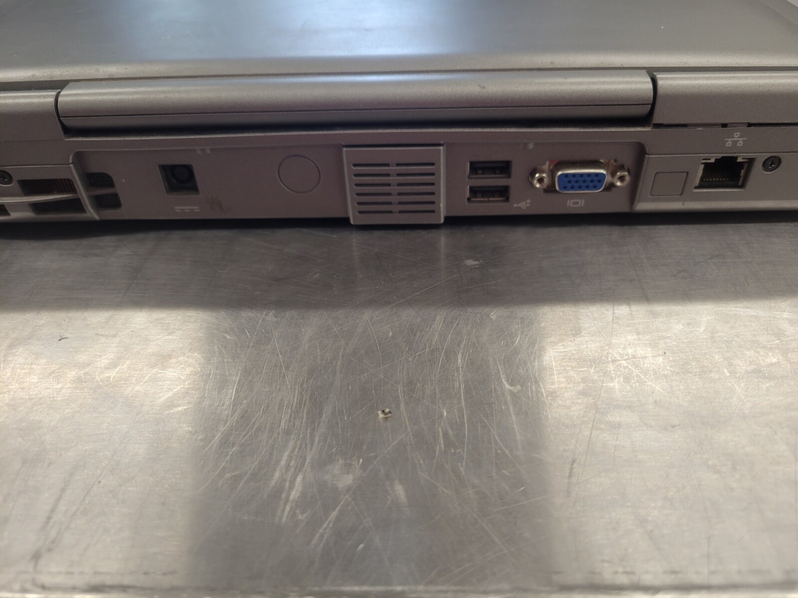 Dell Inspiron 1150 Laptop Celeron 2.6GHz 1GB RAM 60GB HDD – As-is, boots to BIOS