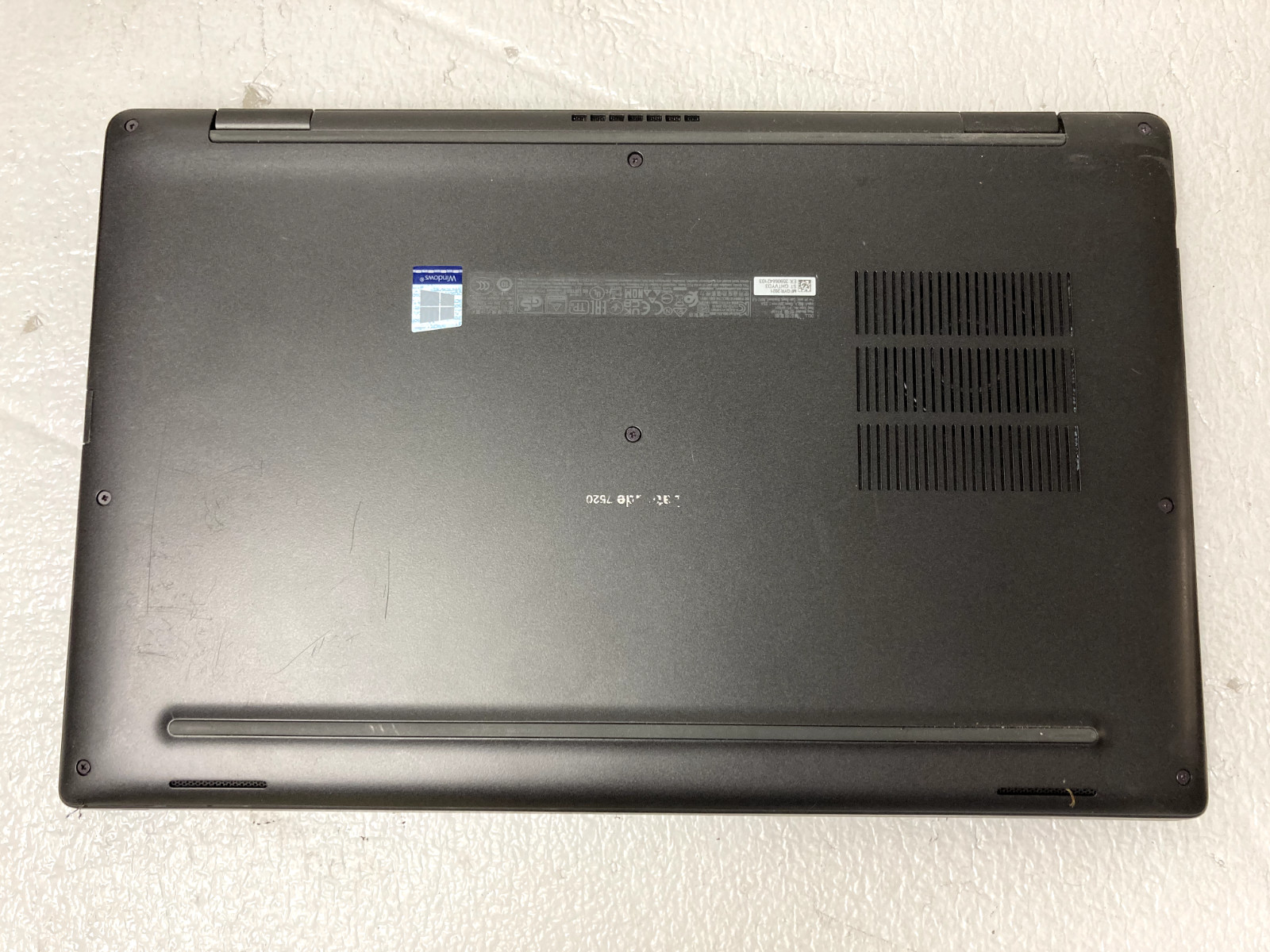 Dell Latitude 7520 15.6” Core i5-1135G7 @2.40GHz 16GB RAM NO SSD For Parts READ