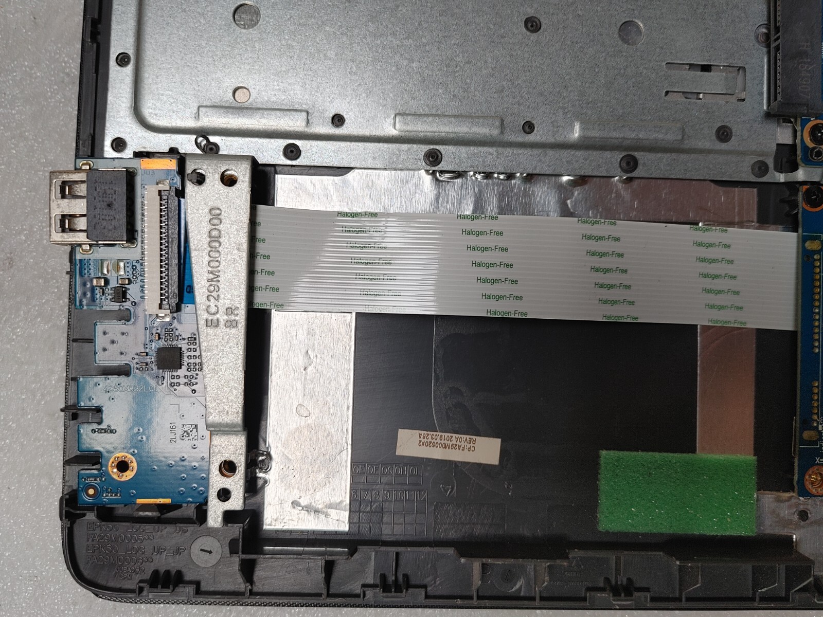 HP 250 G7 Notebook PC Core i5-8265U@1.60GHz, NO RAM ,NO HD FOR PARTS ONLY