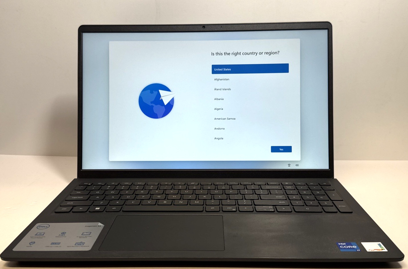 Dell Inspiron 3530 15.6″, Touchscreen, i7 -1355U, 1TB SSD, 16GB DDR4 Preowned