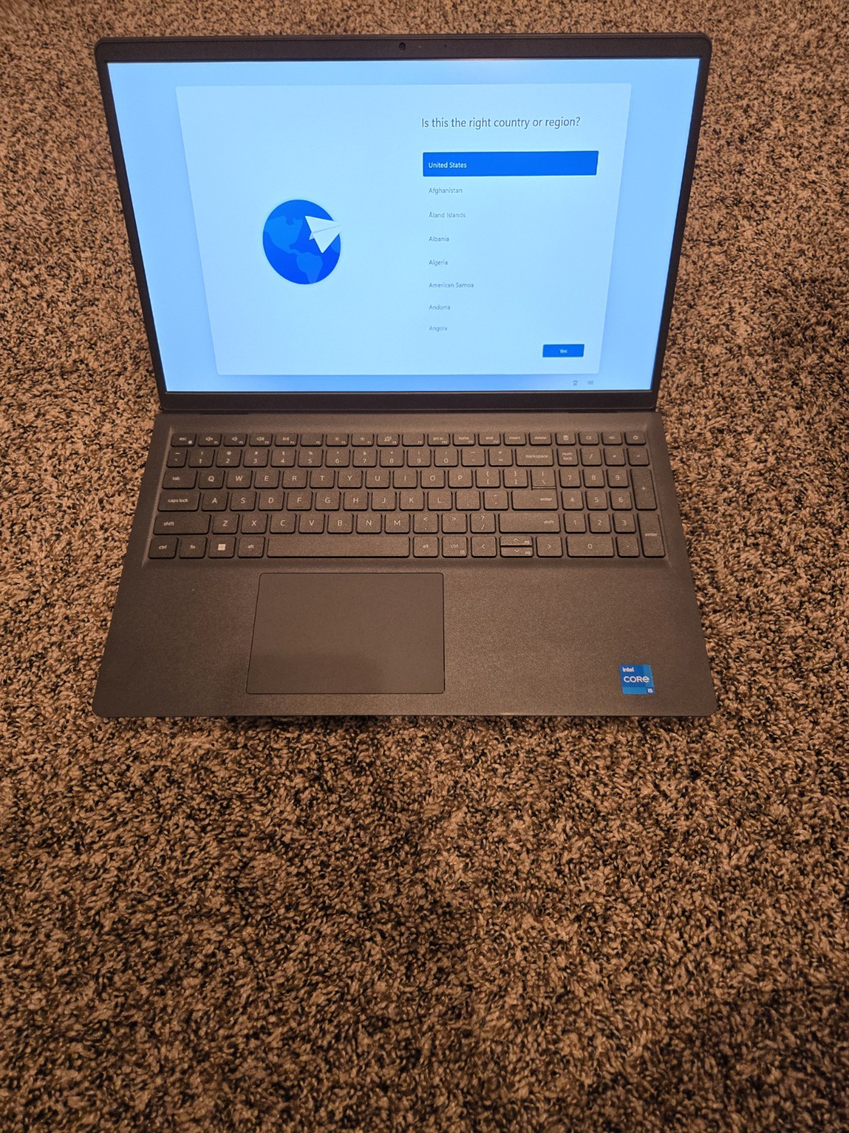 Dell 15.6″ Touchscreen Laptop Intel 10-Core i5-1334U 8GB RAM 512GB SSD Win11