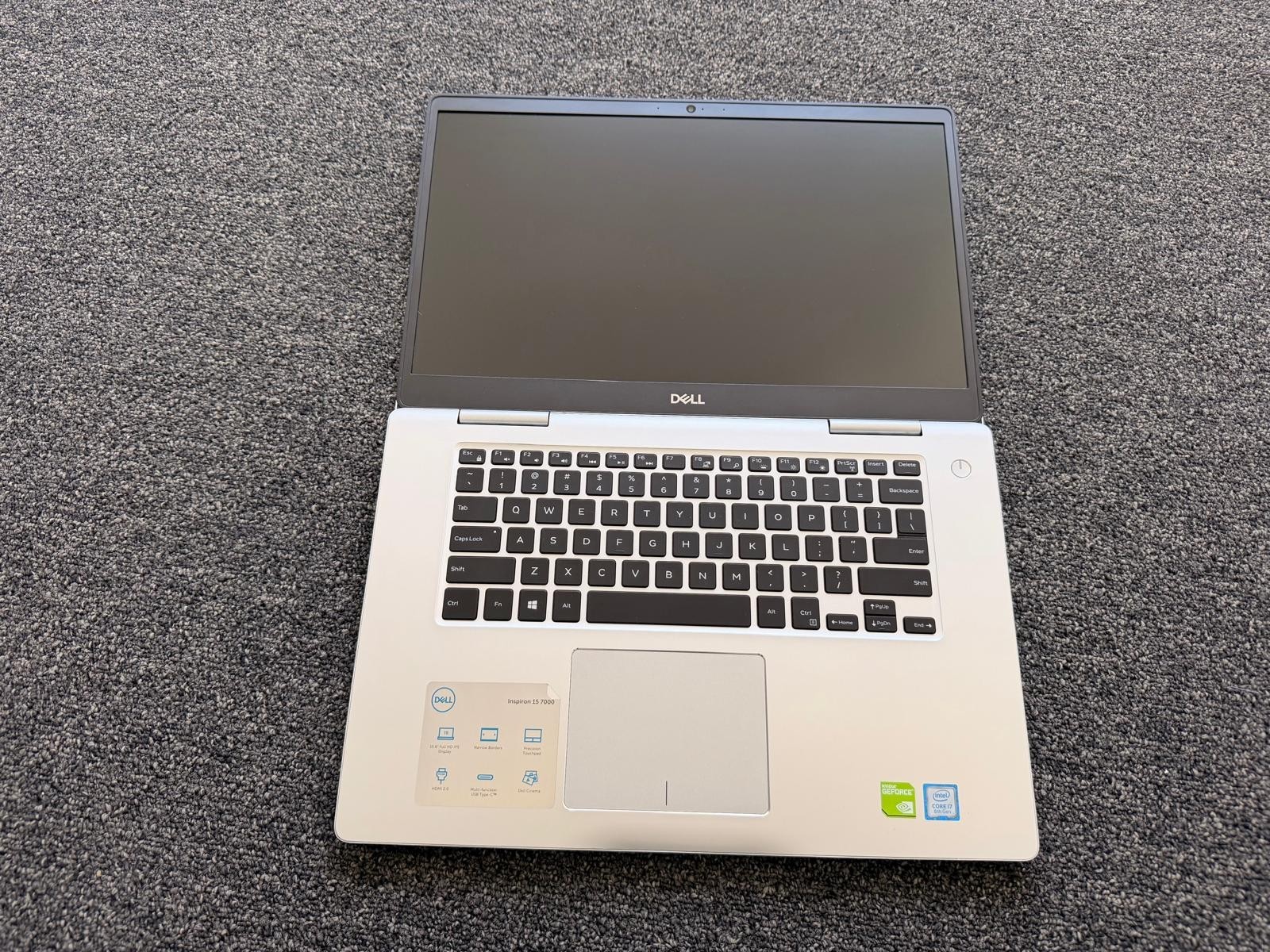 Dell Inspiron 15 7000 Intel core i7-7500U CPU 2.70Ghz 8GB 256GB SSD Win11Pro