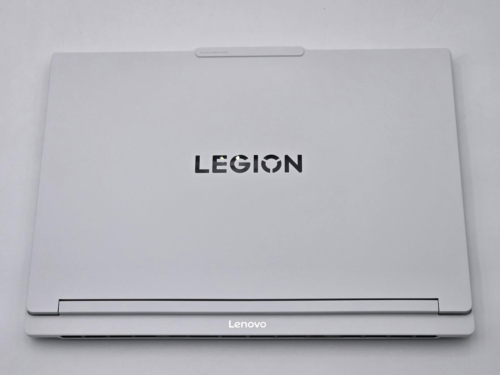 Lenovo Legion 7 16IAX10 16″ 2.5K OLED Ultra 7 255HX RTX 5060 32GB 1TB SSD W11