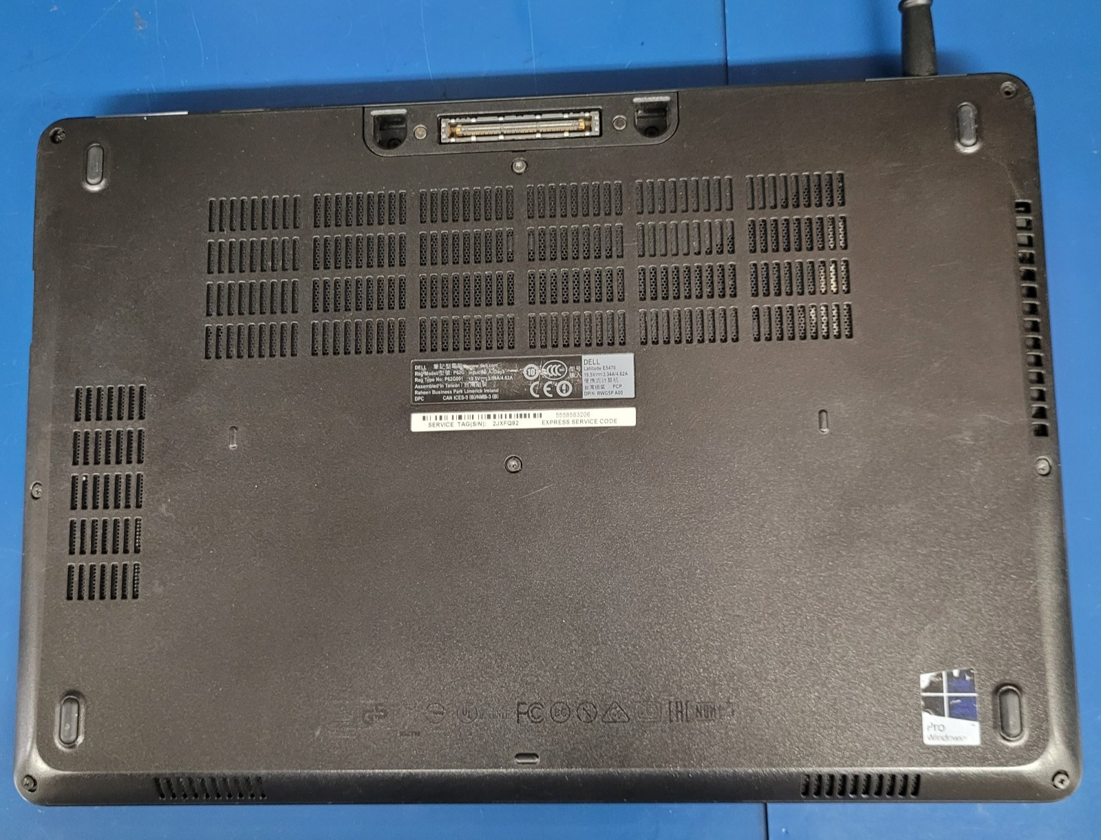 Dell Latitude E5470/Intel i7-6820U /4 GB RAM /120 GB SSD /Windows 11 + Chrger