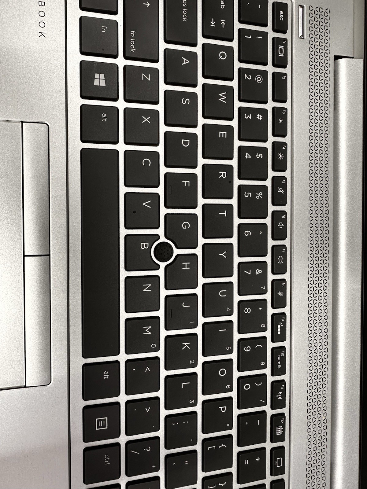 HP EliteBook 840 G6 Intel Core i7-8665U 16 GB DDR4 256 GB SSDNvme.Grade B+ . #02