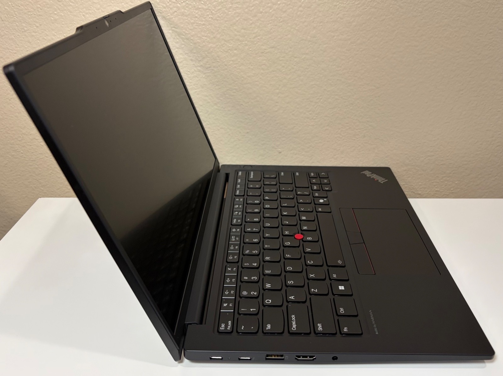ThinkPad E14 Gen 6 Ultra 5