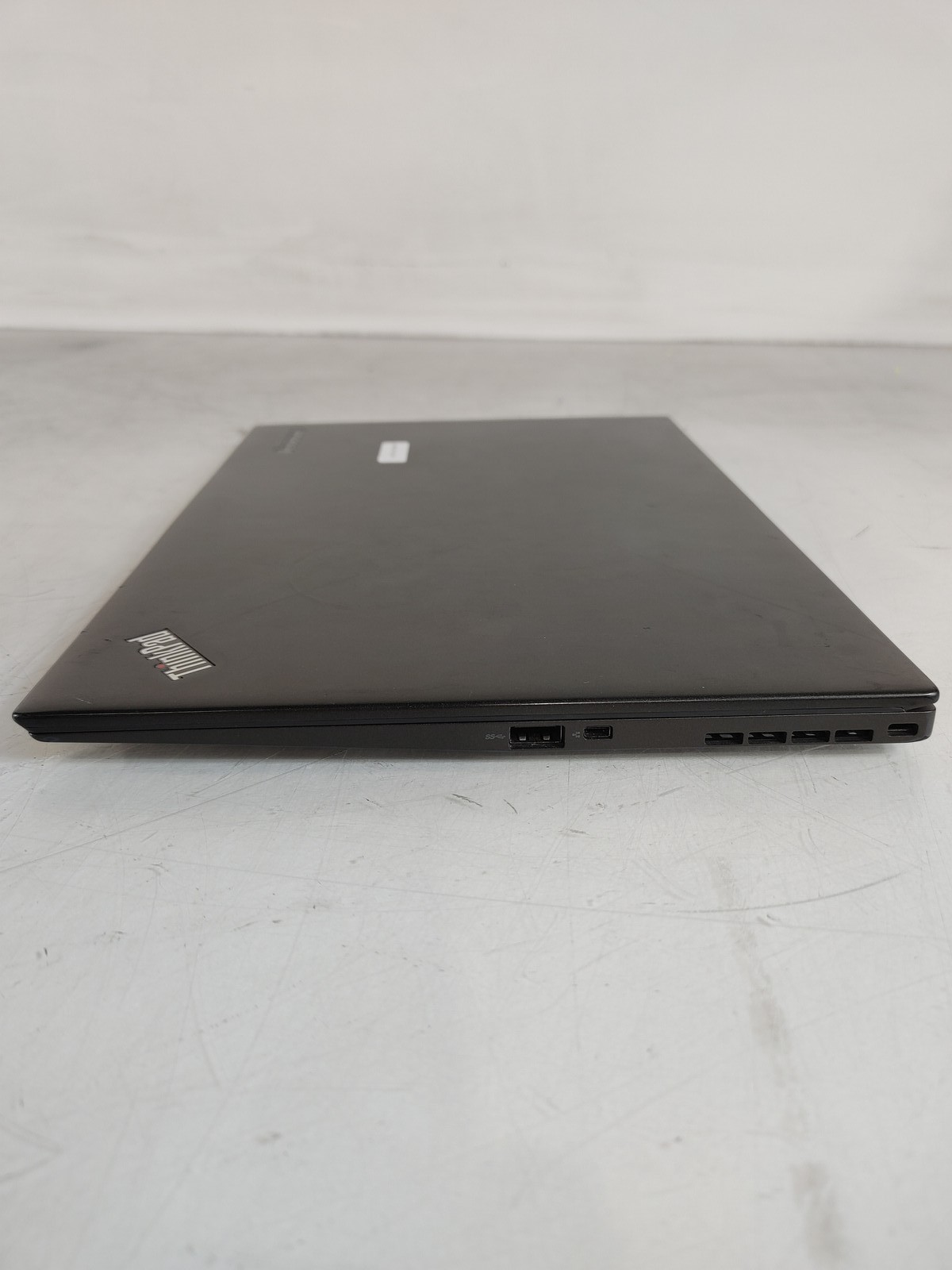 Lenovo ThinkPad X1 Carbon Core i7-5600U 2.60 GHz 8 GB DDR3 No HDD