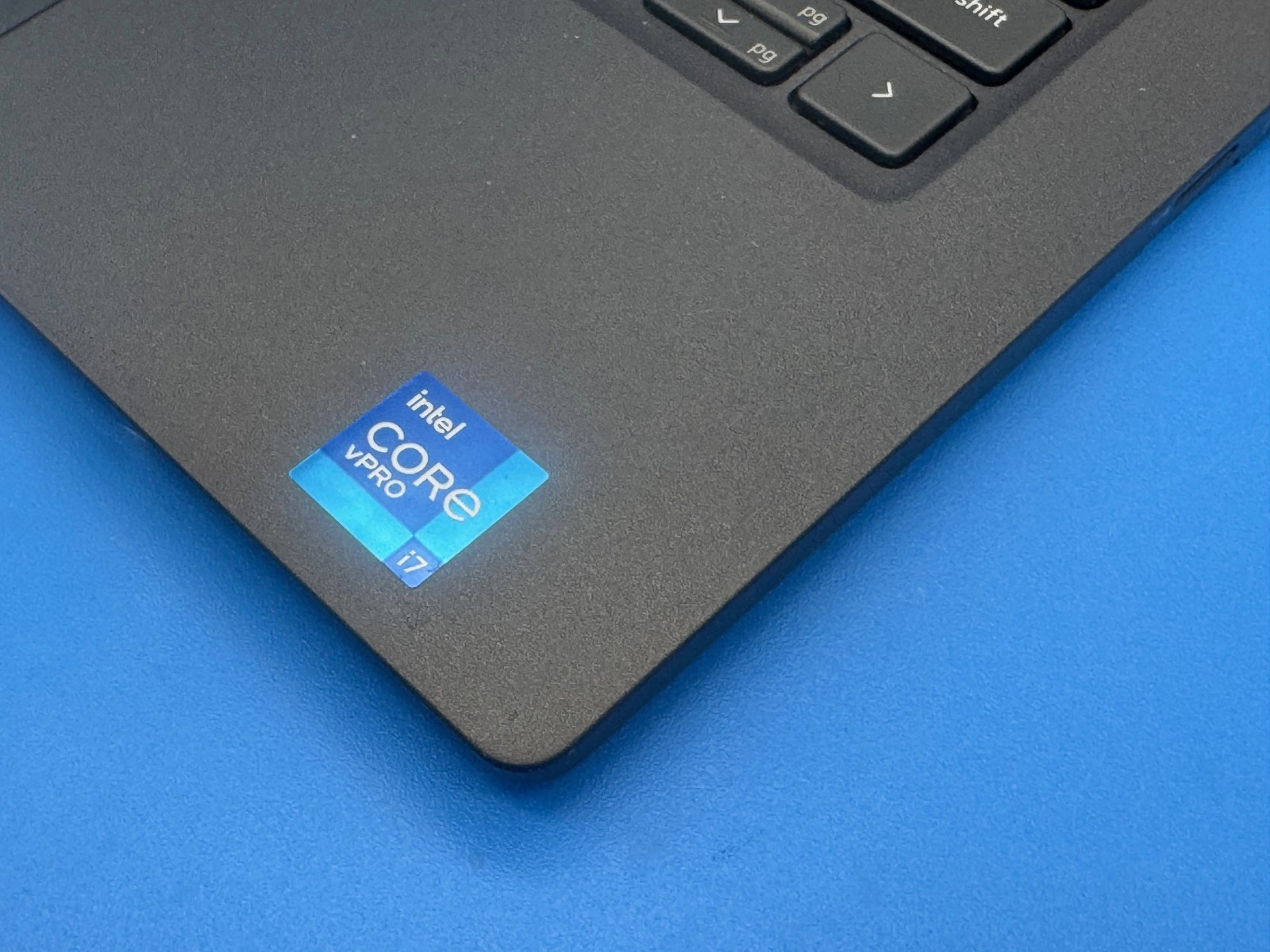 Dell Latitude 7320 11th Gen Intel Core i7-1185G7 3.0-4.8GHz 16GB 512GB NVMe LTE